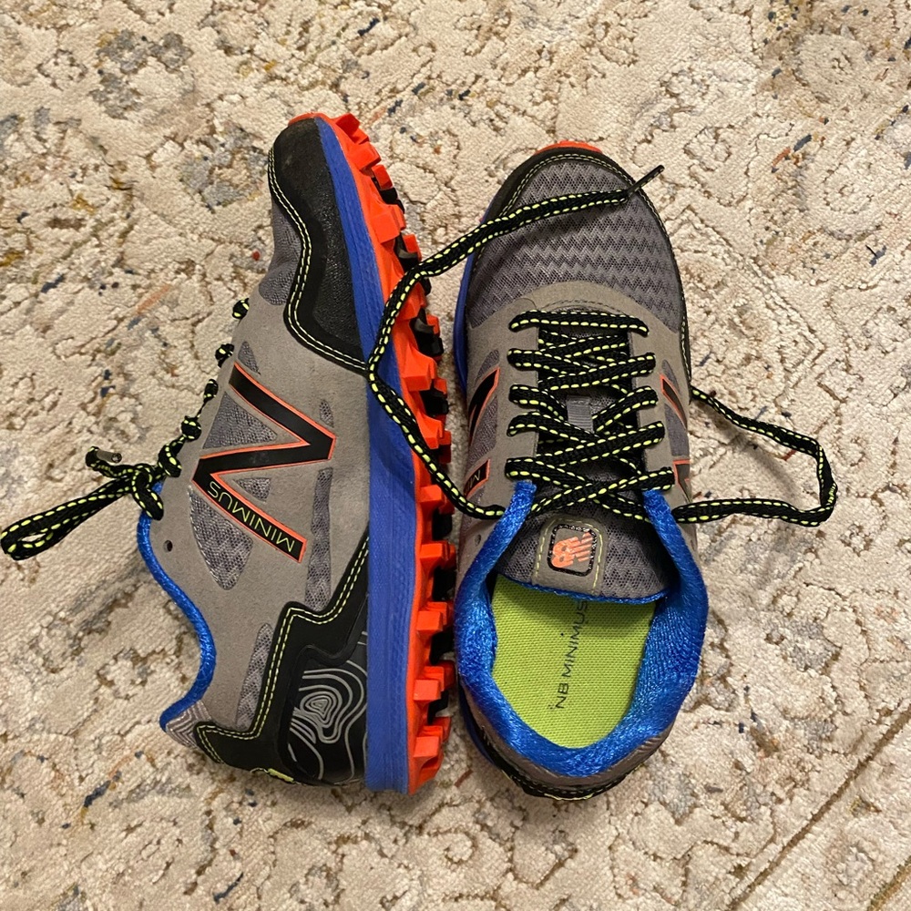 New Balance Minimus Zero V2 Shoes. Women’s/Kids Trail Running sneakers